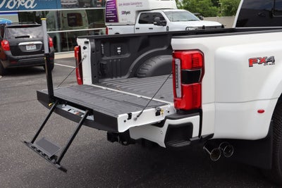2026 Ford F-350SD Platinum DRW
