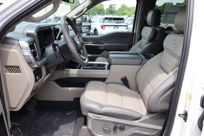 2026 Ford F-350SD Platinum DRW