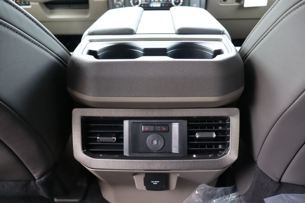 2026 Ford F-350SD Platinum DRW