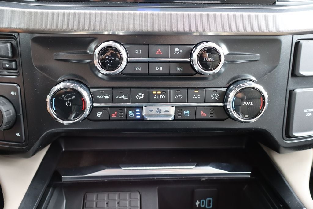2026 Ford F-350SD Platinum DRW