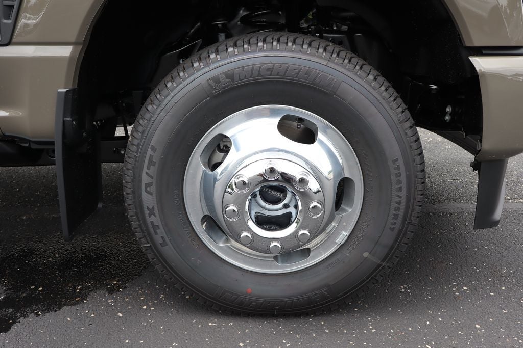 2026 Ford F-350SD Platinum DRW