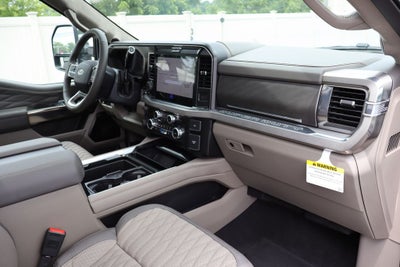 2026 Ford F-350SD Platinum DRW