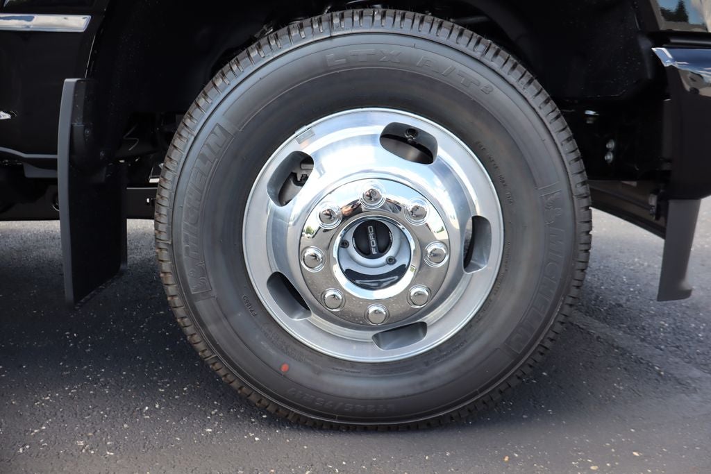 2026 Ford F-350SD Platinum DRW