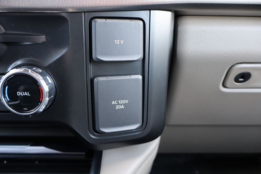 2026 Ford F-350SD Platinum DRW