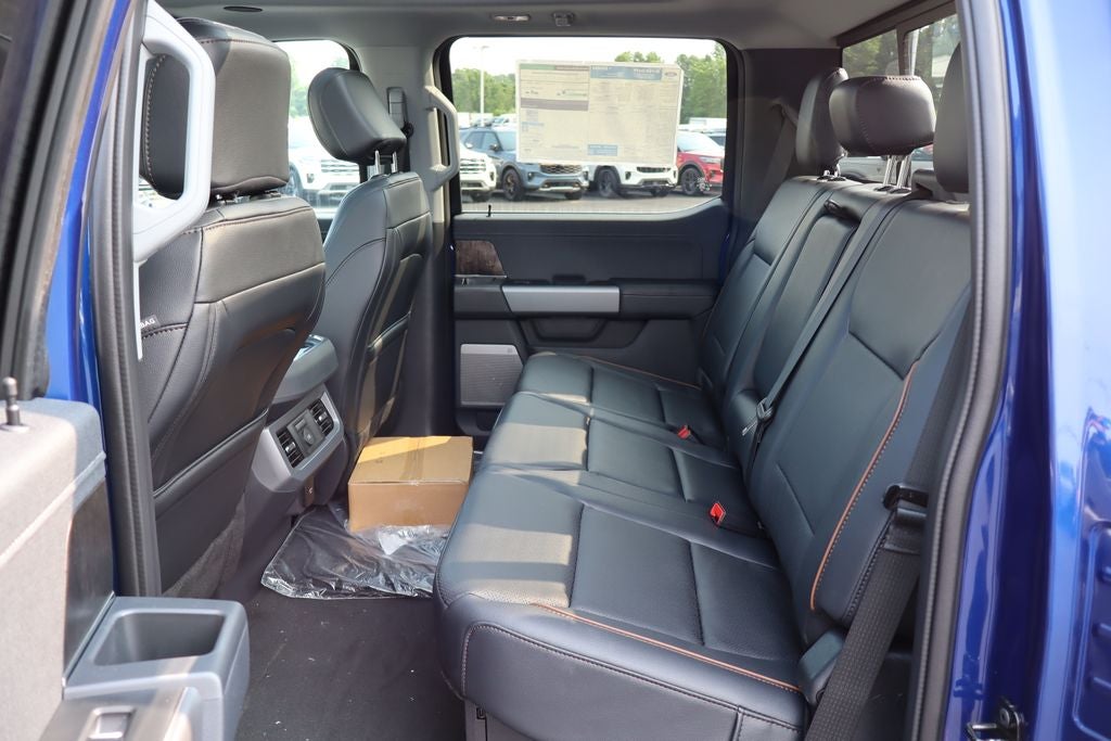 2026 Ford F-350SD Lariat DRW