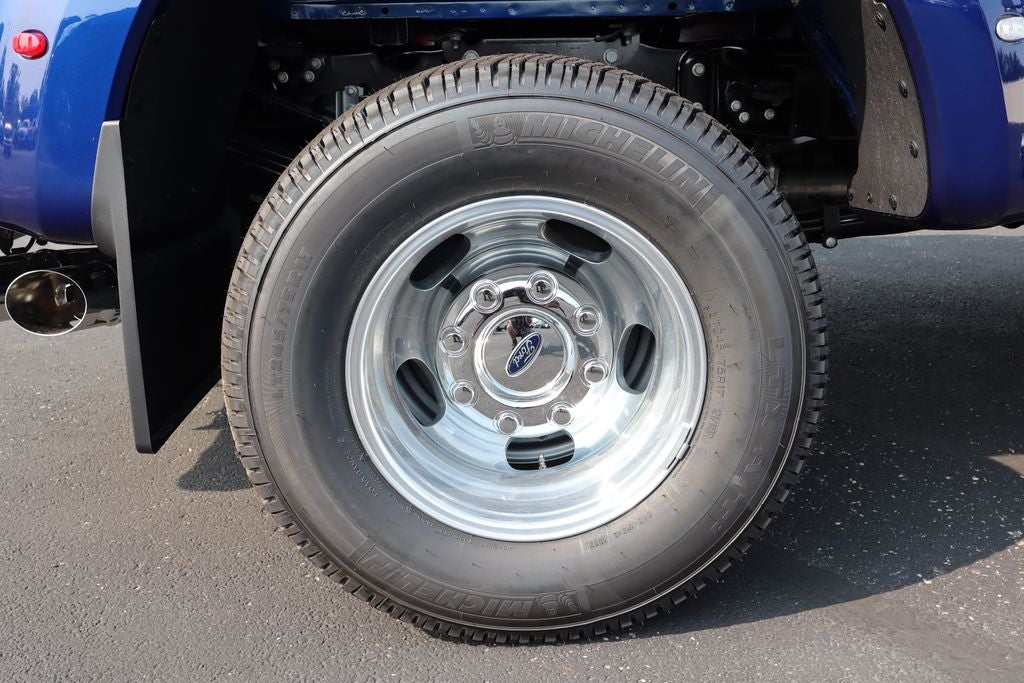 2026 Ford F-350SD Lariat DRW
