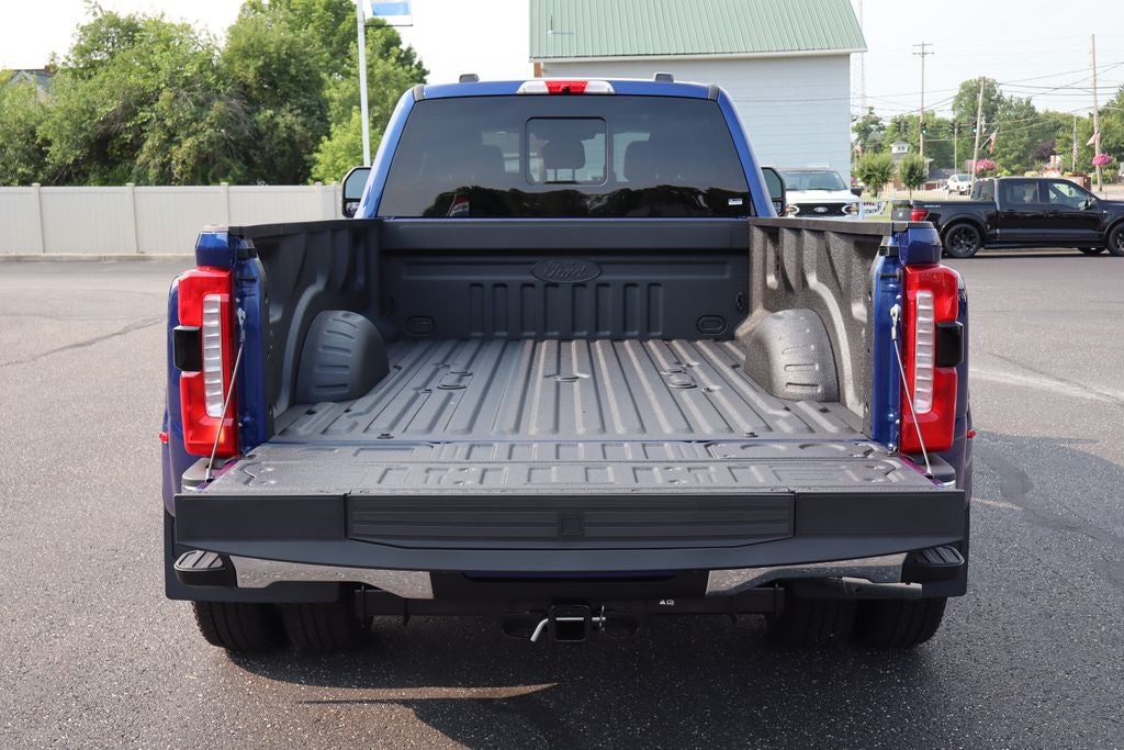 2026 Ford F-350SD Lariat DRW