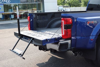 2026 Ford F-350SD Lariat DRW