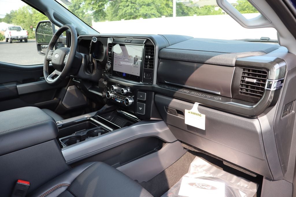 2026 Ford F-350SD Lariat DRW