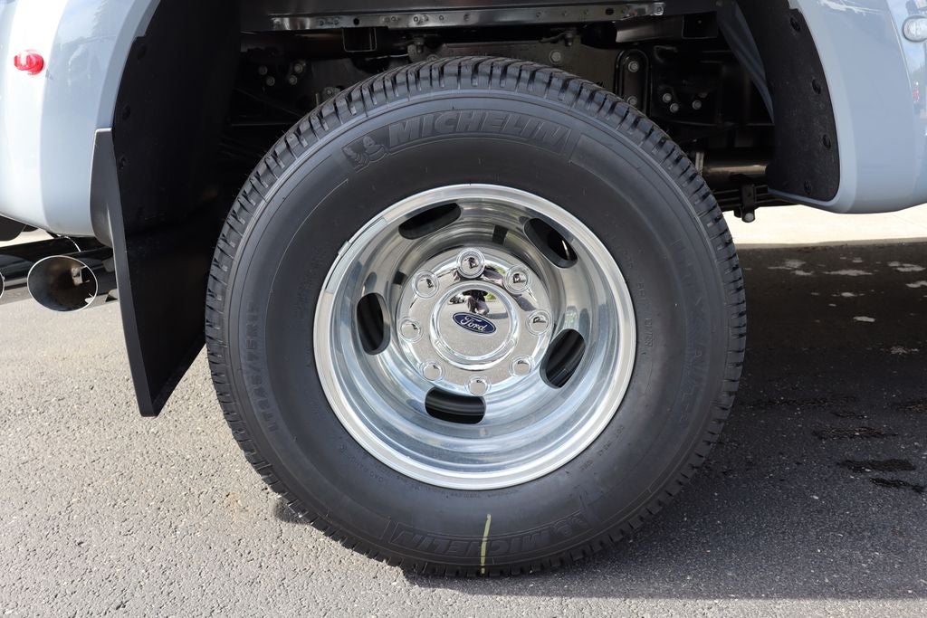 2026 Ford F-350SD Lariat DRW