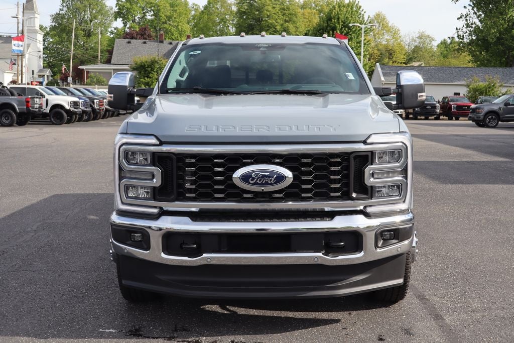 2026 Ford F-350SD Lariat DRW