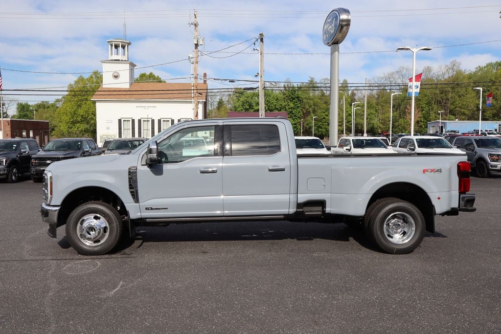 2026 Ford F-350SD Lariat DRW