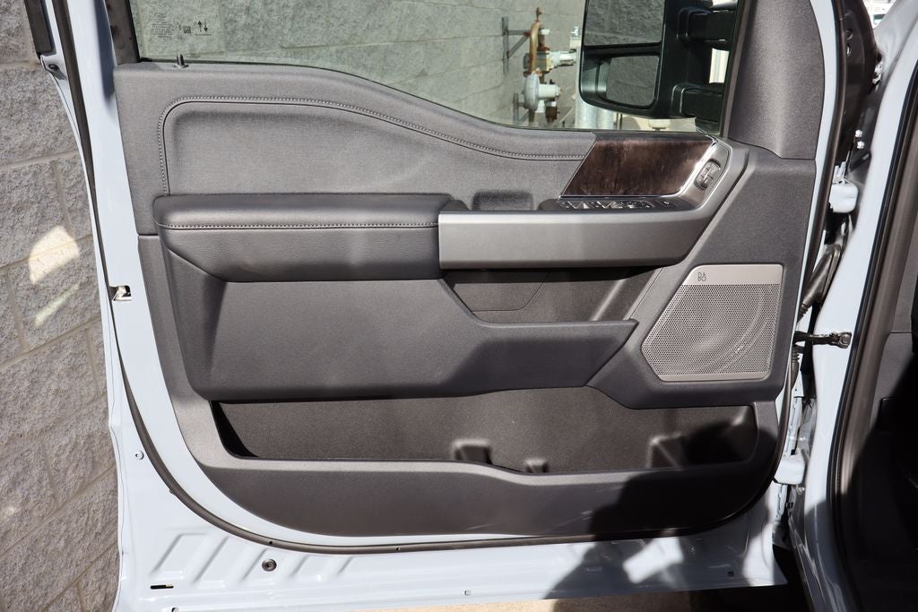 2026 Ford F-350SD Lariat DRW