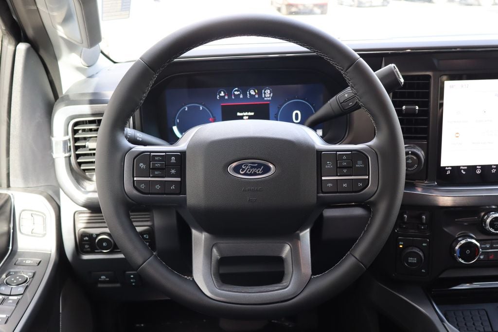 2026 Ford F-350SD Lariat DRW