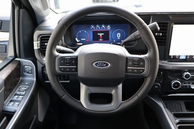 2026 Ford F-350SD Lariat DRW