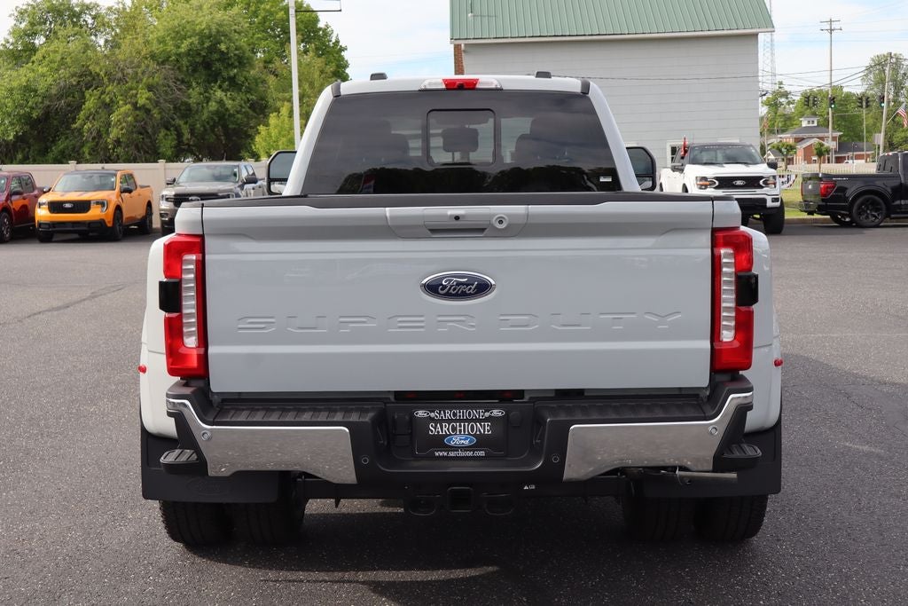 2026 Ford F-350SD Lariat DRW