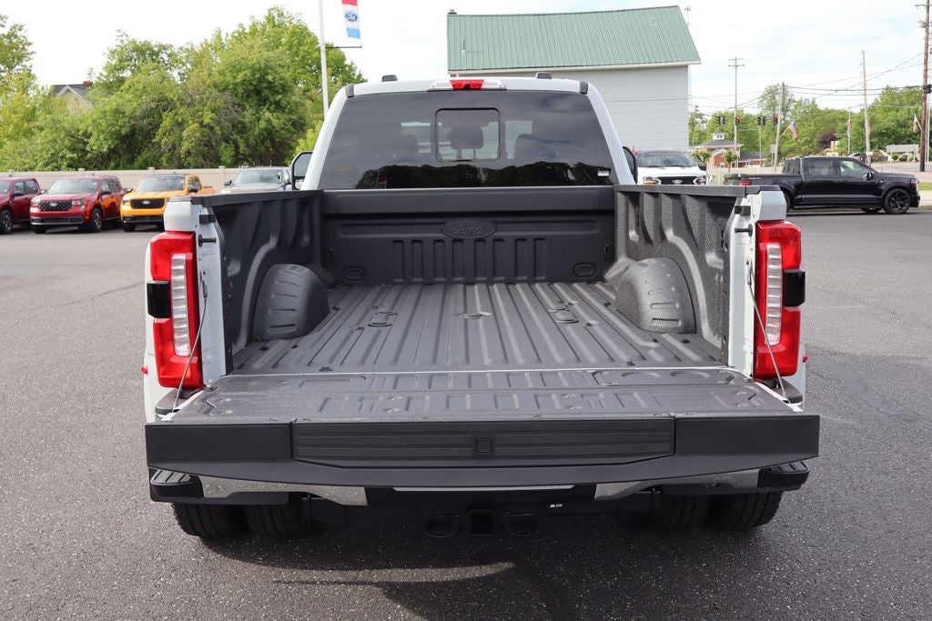 2026 Ford F-350SD Lariat DRW
