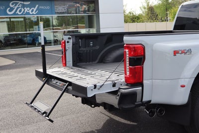 2026 Ford F-350SD Lariat DRW