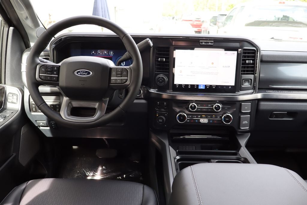 2026 Ford F-350SD Lariat DRW