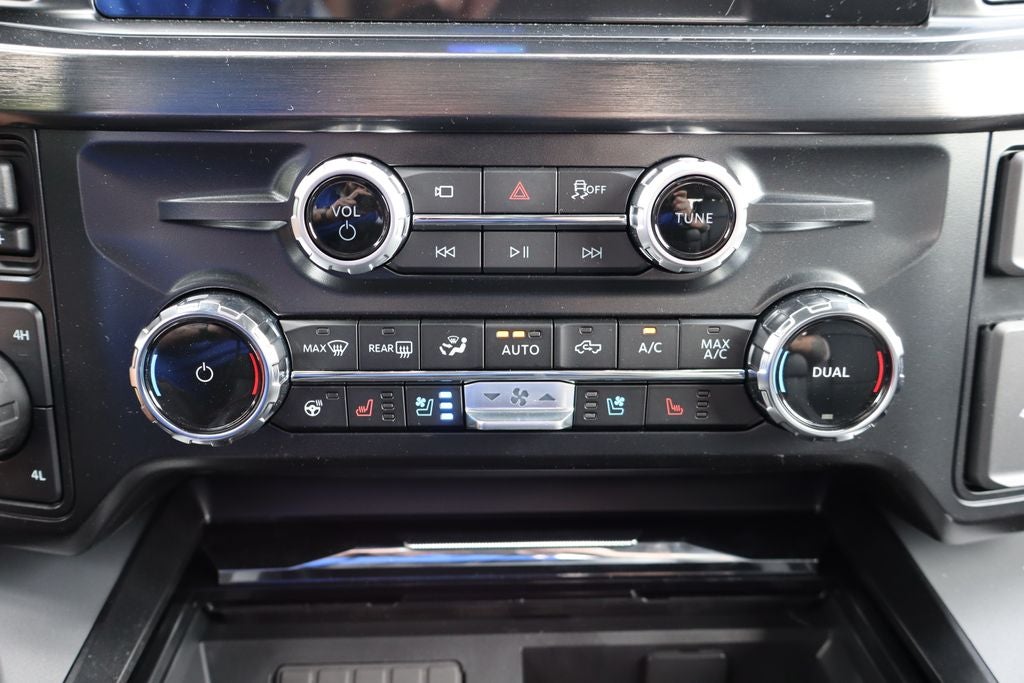 2026 Ford F-350SD Lariat DRW