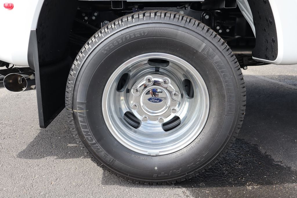 2026 Ford F-350SD Lariat DRW