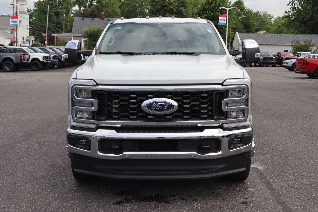 2026 Ford F-350SD Lariat DRW