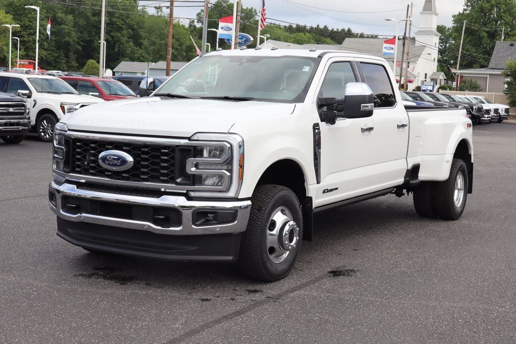 2026 Ford F-350SD Lariat DRW
