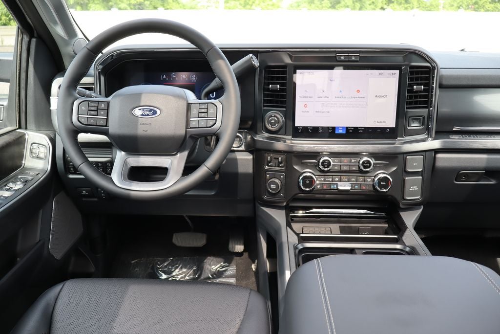 2026 Ford F-350SD Lariat DRW
