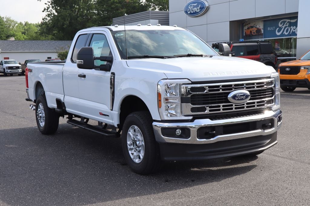 2026 Ford F-250SD XLT