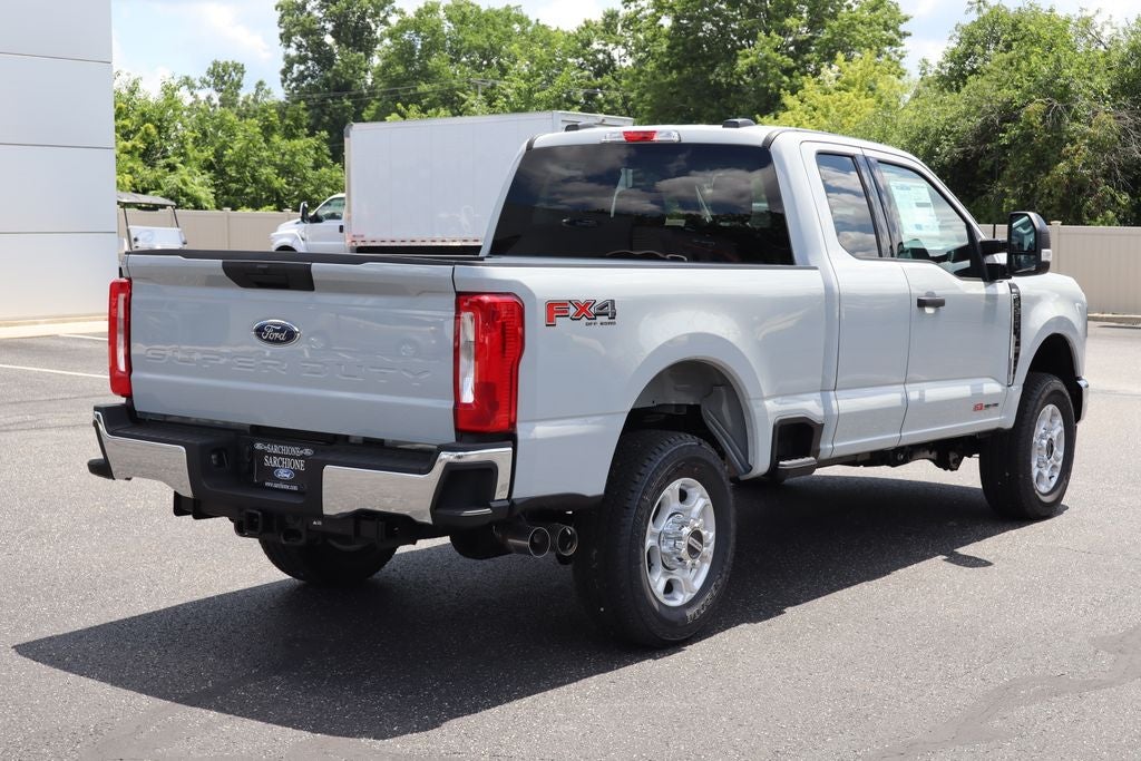 2026 Ford F-350SD XLT