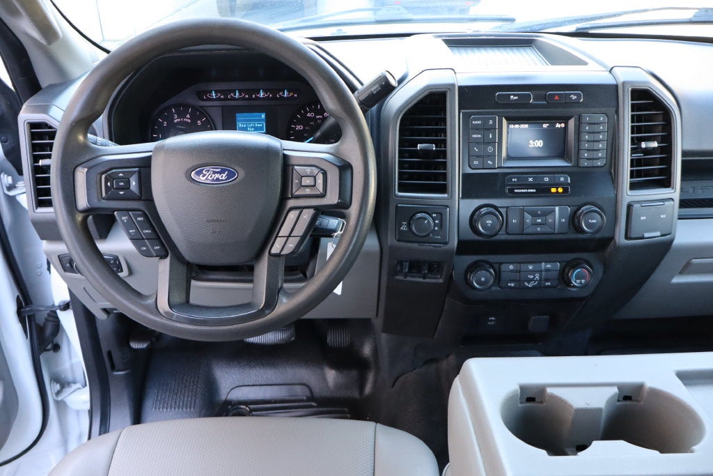 2022 Ford F-350SD XL