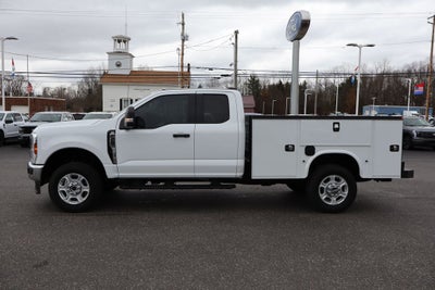 2026 Ford F-350SD XLT w/8' Knapheide Service Body