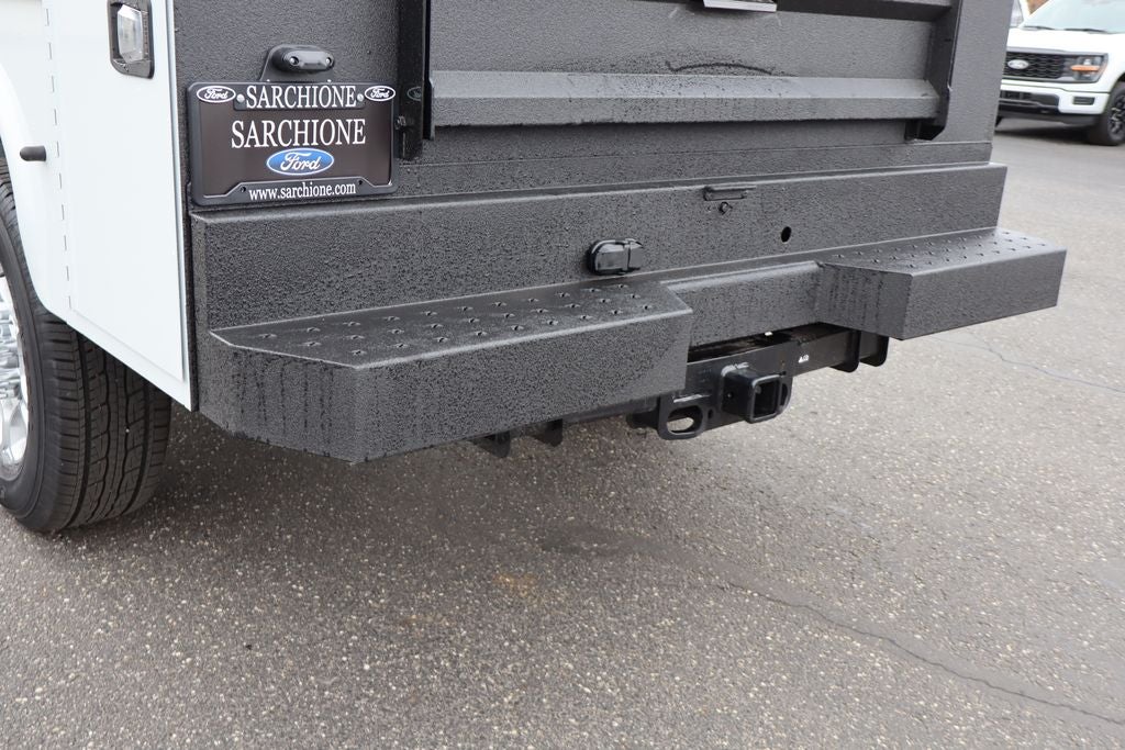 2026 Ford F-350SD XLT w/8' Knapheide Service Body