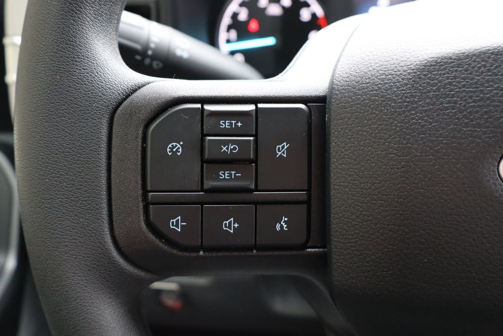 2026 Ford F-350SD XLT w/8' Knapheide Service Body