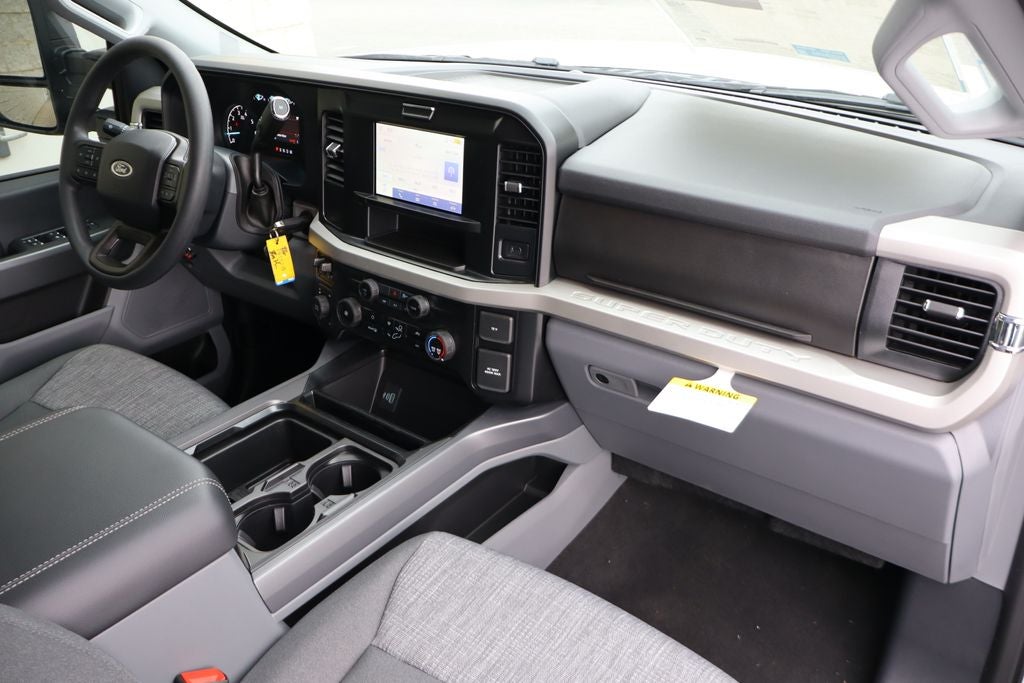 2026 Ford F-350SD XLT w/8' Knapheide Service Body