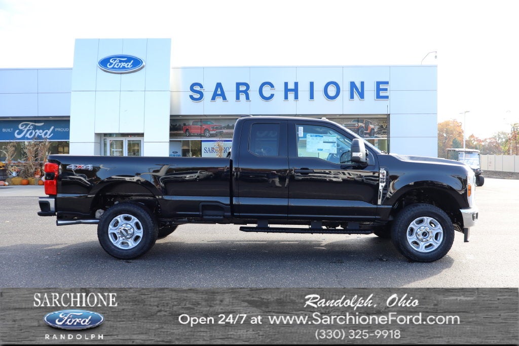 2027 Ford F-350SD XLT