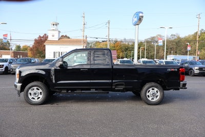 2027 Ford F-350SD XLT