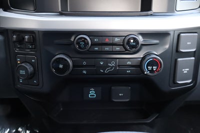 2027 Ford F-350SD XLT