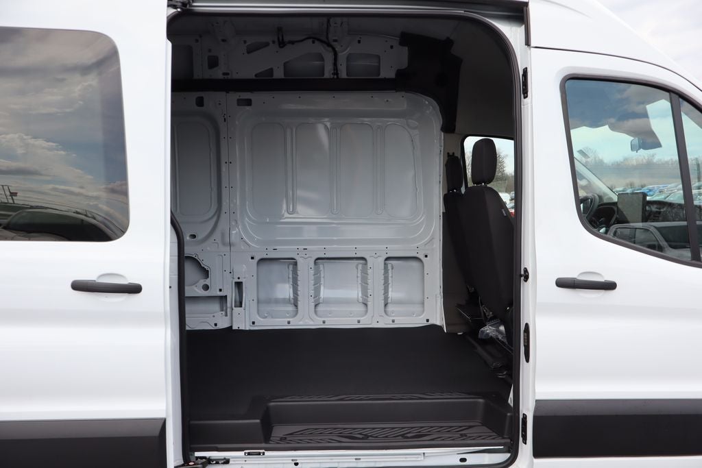 2026 Ford Transit-350 HD HR