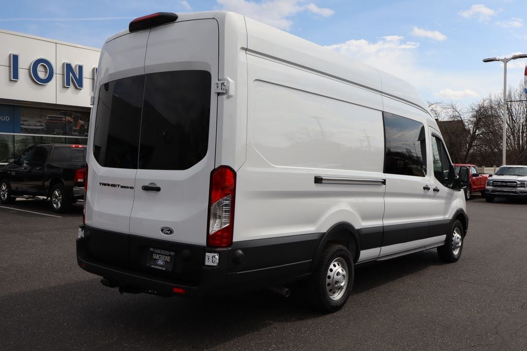 2026 Ford Transit-350 HD HR
