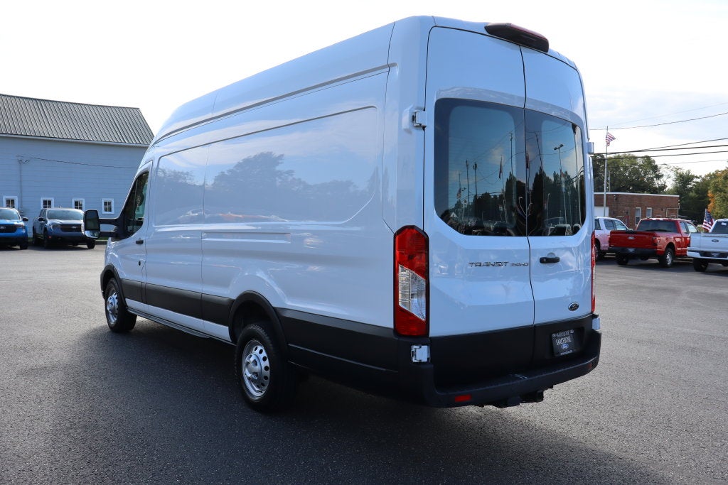 2023 Ford Transit-350 HD HR