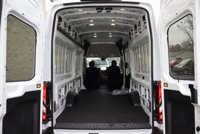 2026 Ford Transit-350 HR