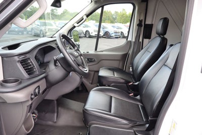2025 Ford Transit-250 MR