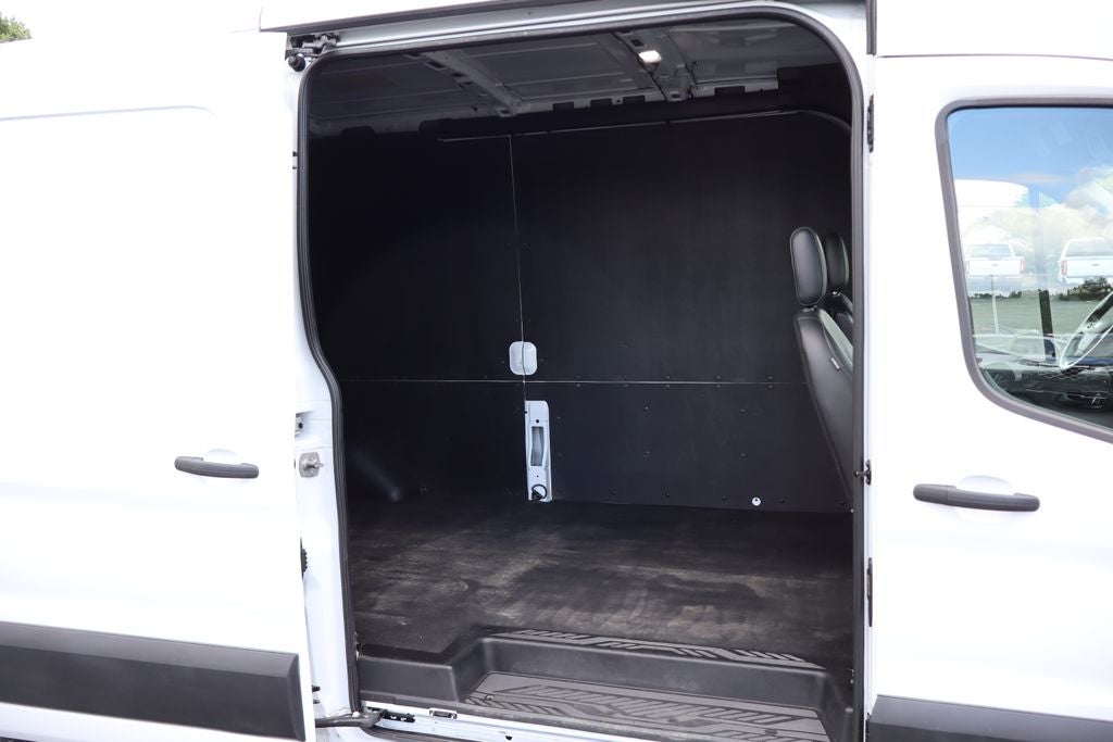 2025 Ford Transit-250 MR