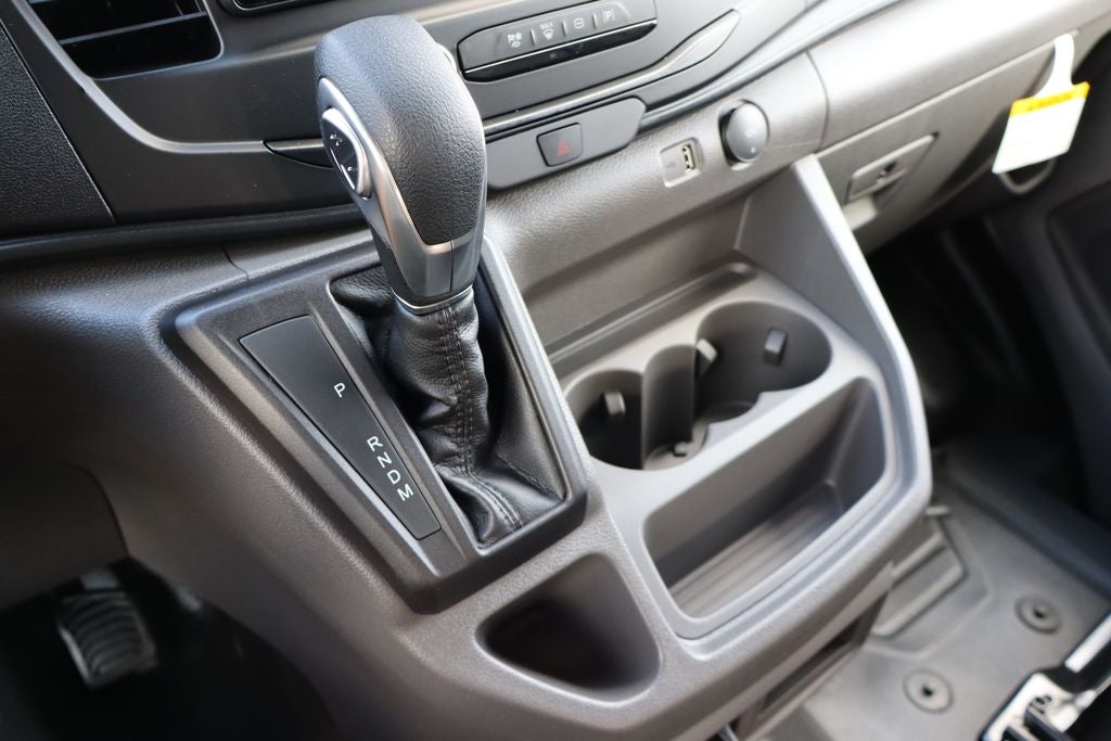2027 Ford Transit-250 MR