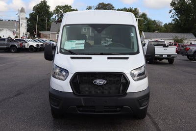 2027 Ford Transit-250 MR