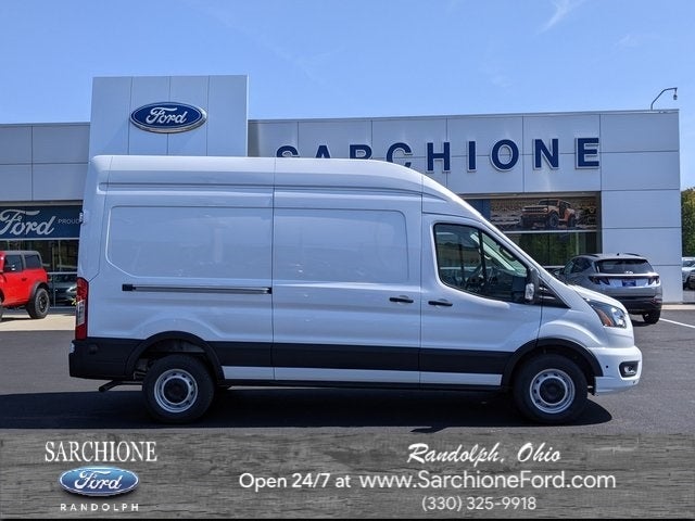 2024 Ford Transit-250 HR