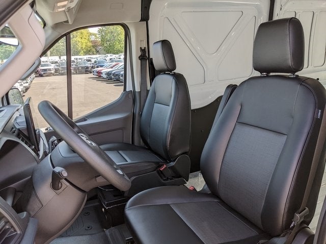2024 Ford Transit-250 HR