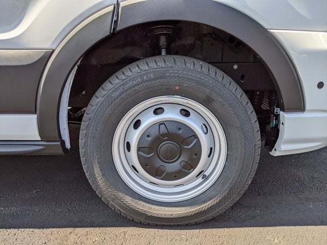 2024 Ford Transit-250 HR