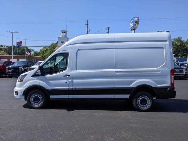 2024 Ford Transit-250 HR